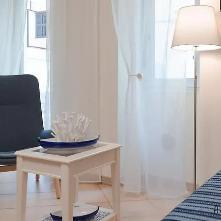Blue - Terrace And Peace Apartmán